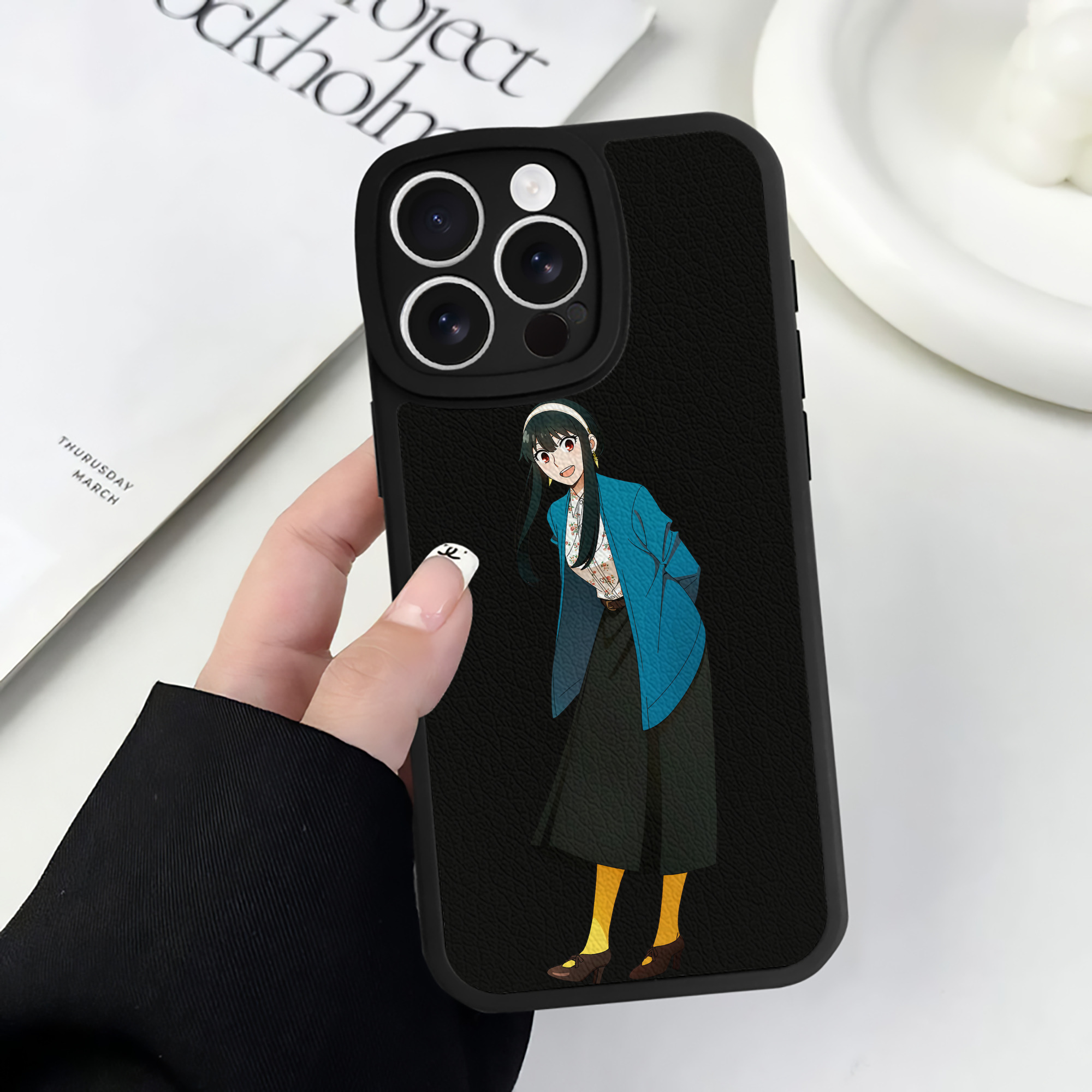 （画像用） SPY×FAMILY间谍家家酒 【iPhone 16シリーズ対応】シリコンスマホケース（レザー調） 材質：シリコン